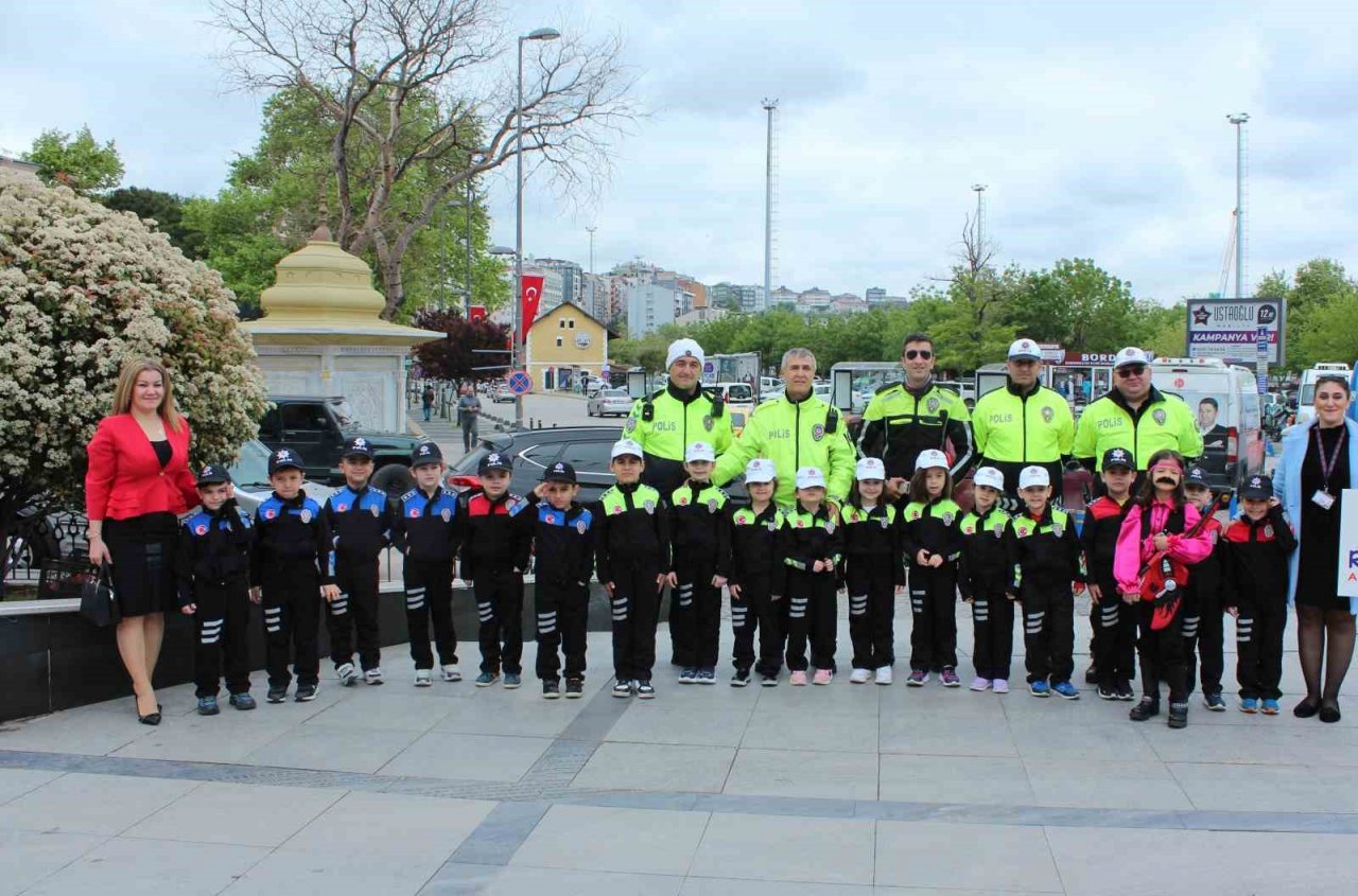 Bandırma’da trafik haftası kutlandı