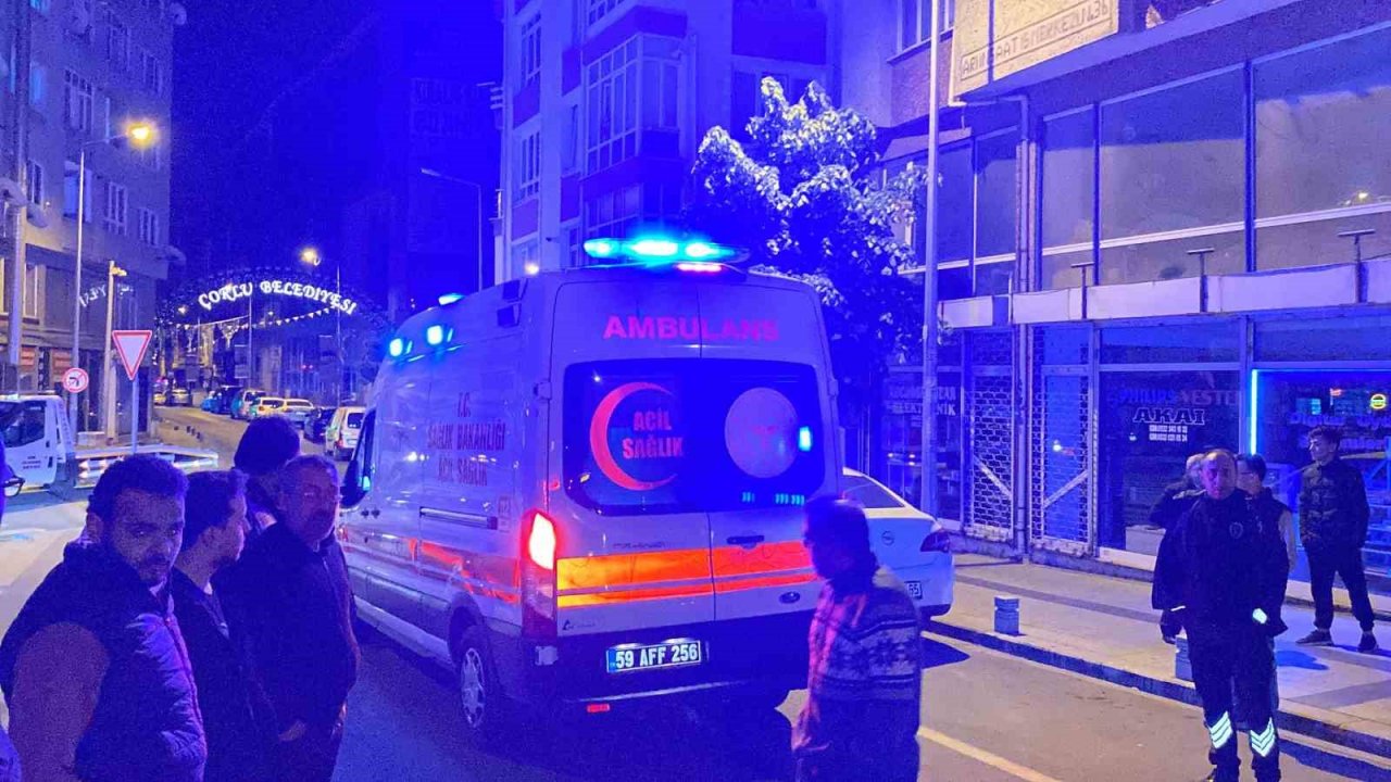 Çorlu’da sıkışmalı kaza: Sürücüyü itfaiye çıkardı