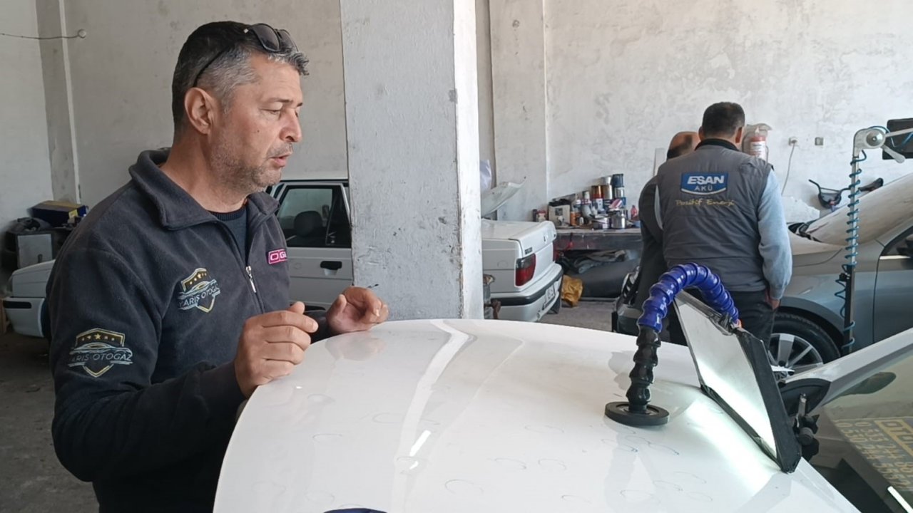 Kaporta ustalarının yoğun dolu mesaisi sürüyor