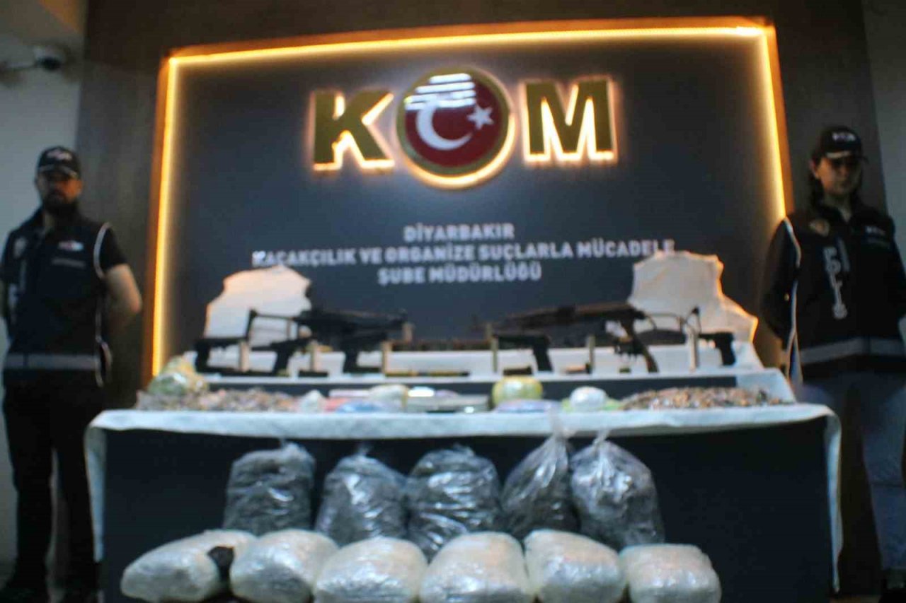 Diyarbakır’da lideri cezaevinde olan suç örgütüne operasyon: 20 gözaltı