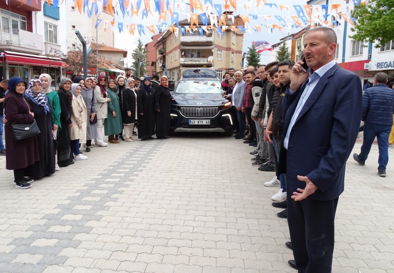 Hisarcık’ta Togg’a yoğun ilgi