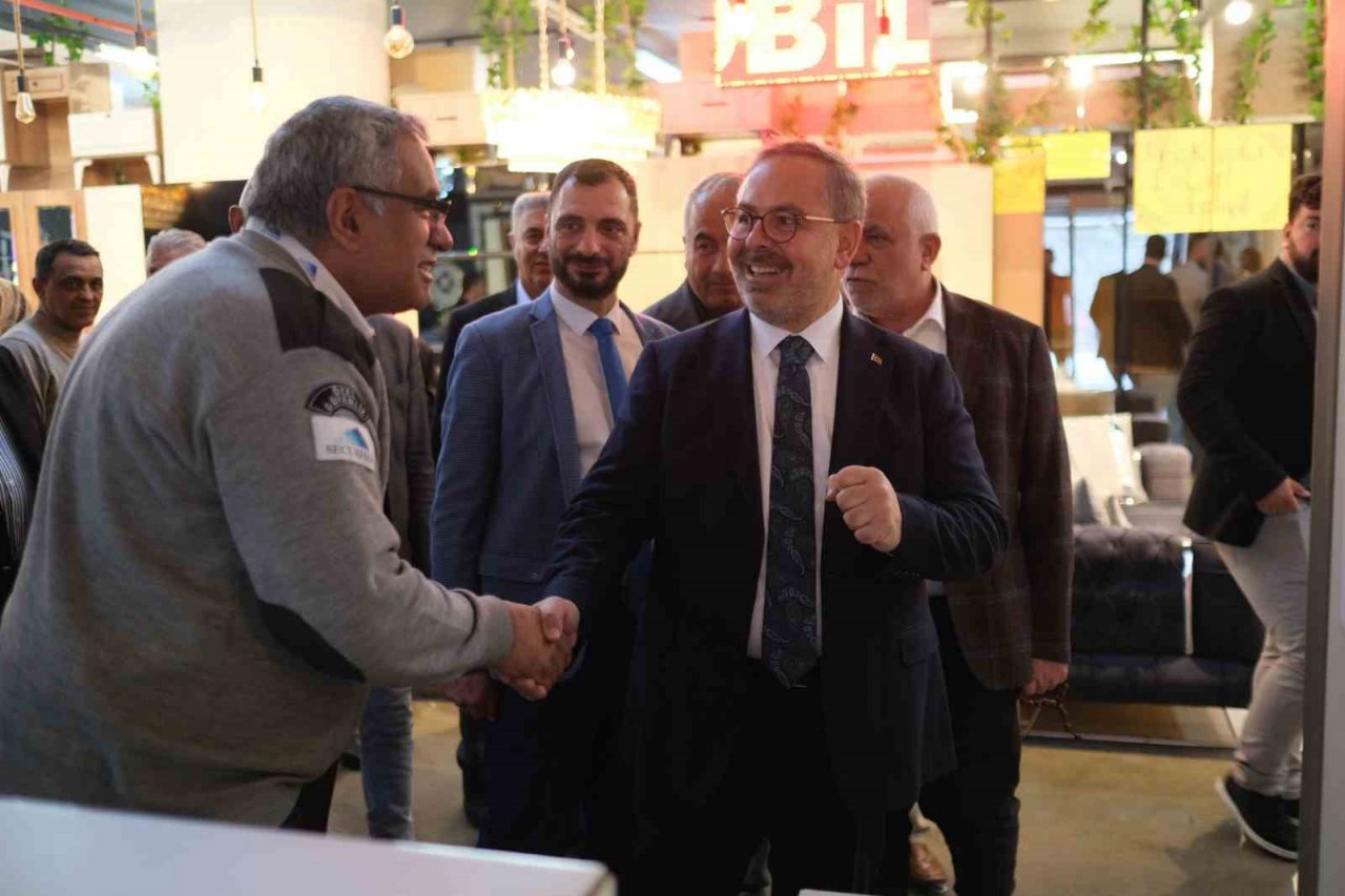 AK Parti İstanbul Milletvekili Adayı Dalkılıç: “Batı, Cumhurbaşkanımızın indirilmesi rüyasını görülüyor"