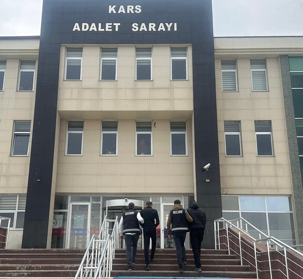 Kars’ta sahte para ele geçirildi