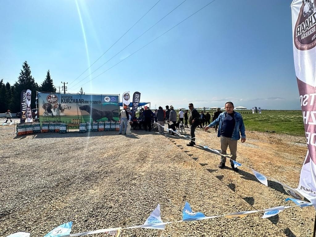 Fermalı av köpekleri Salihli’de yarıştı