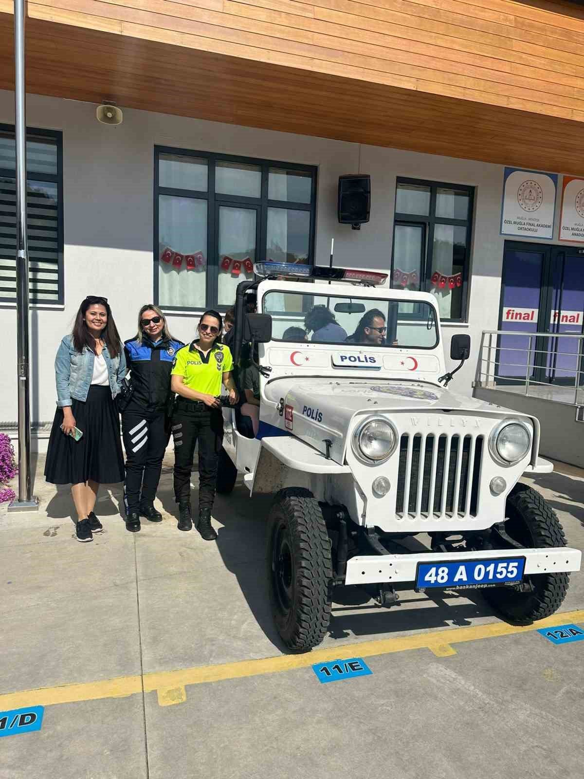 Okullarda trafik bilgilendirme etkinliği