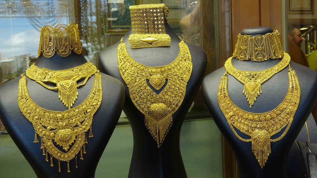 Siirt’te kuyumculardan vatandaşlara sahte altın uyarısı