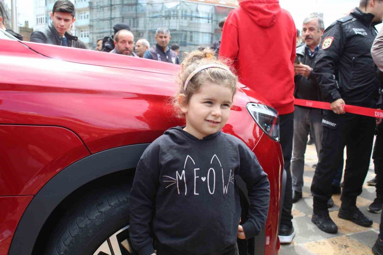 Sinop’ta yerli otomobil Togg’a yoğun ilgi