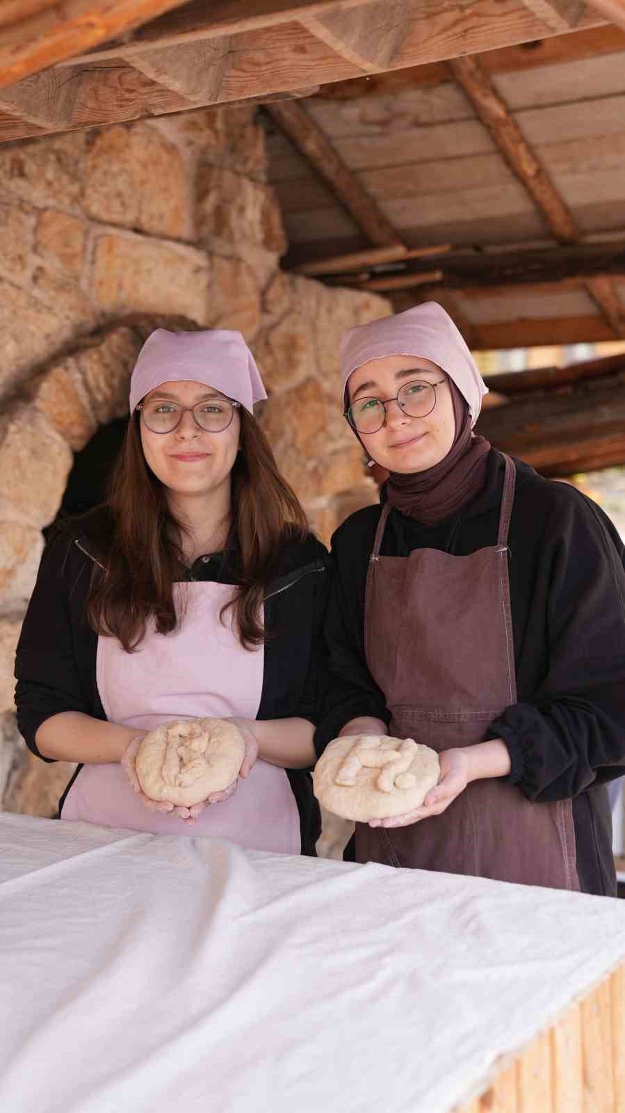 Liseli öğrencilere “Gönüllü turizmi” deneyimi