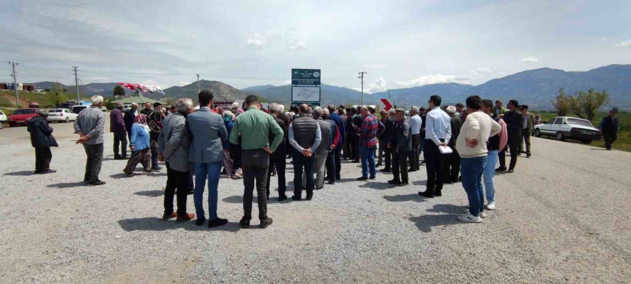 AK Partili Şahin Tin, Acıpayamlıların özlemi olan Eşeler Barajı’nın müjdesini verdi