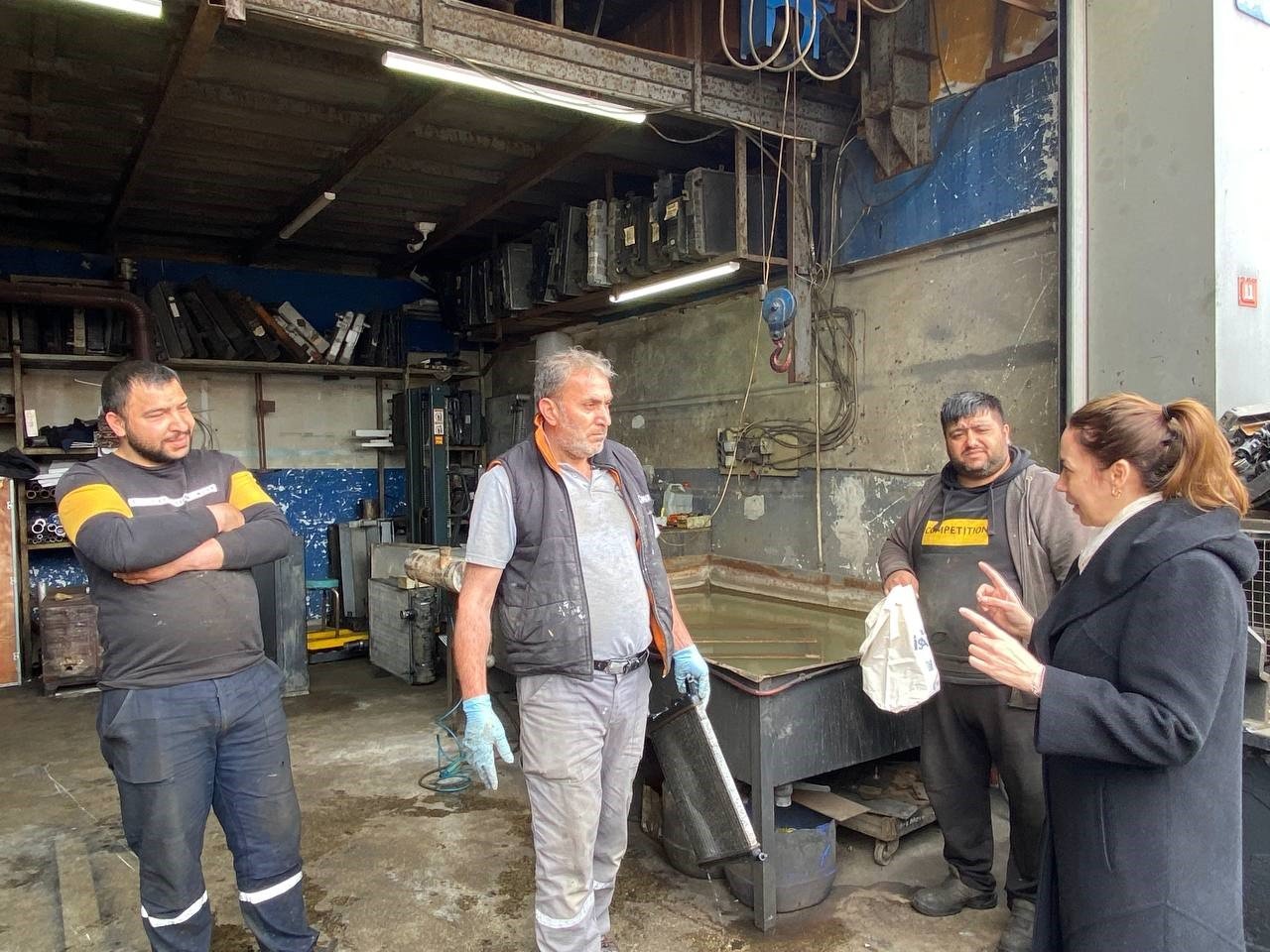 AK Parti’li vekil adayları Atik ve Alagöz, Kartal’da sanayi esnafını ziyaret etti