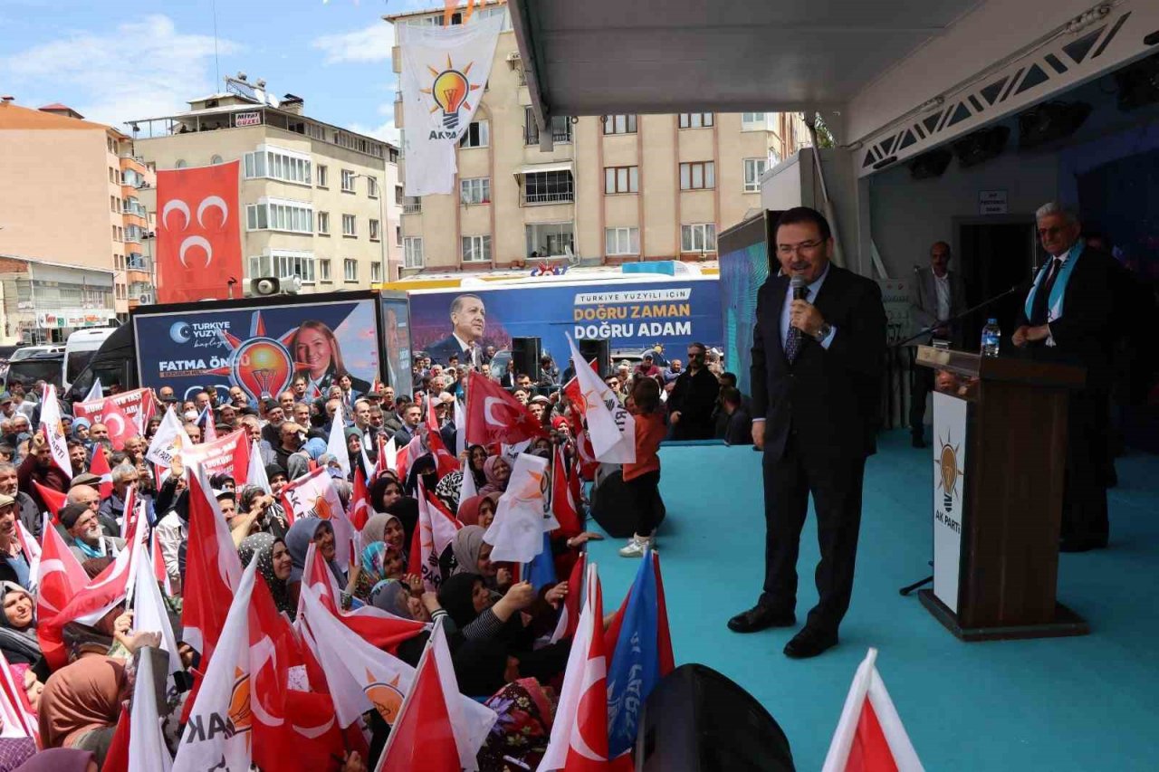Ak Parti’den Oltu’da coşkulu miting