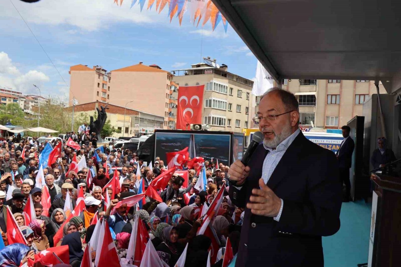 Ak Parti’den Oltu’da coşkulu miting