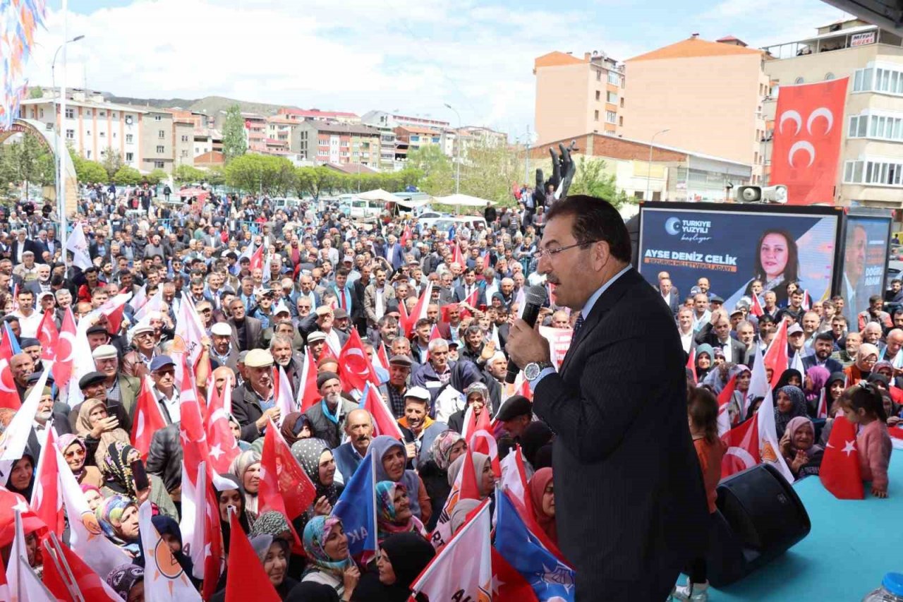 Ak Parti’den Oltu’da coşkulu miting
