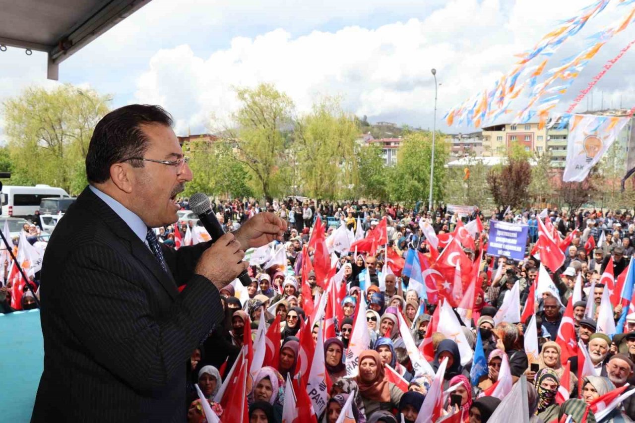 Ak Parti’den Oltu’da coşkulu miting