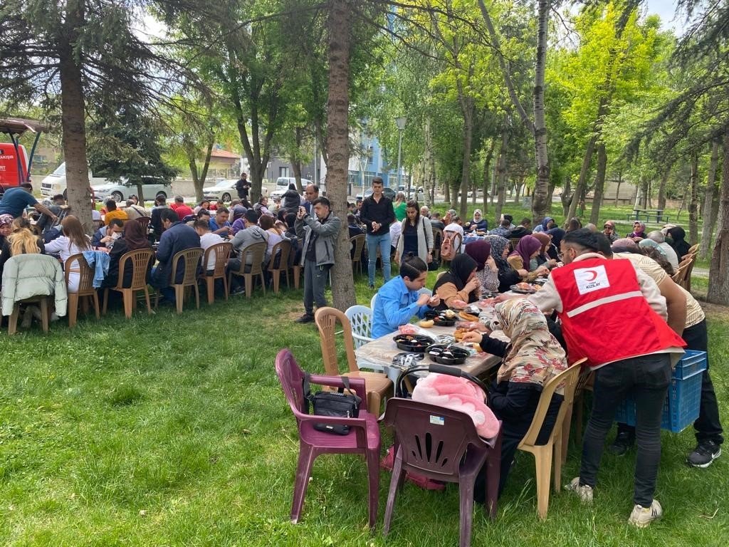 ASOS Başkanı Kadir Can Gökalp: “Cumhurbaşkanımız Recep Tayyip Erdoğan’ın önderliğinde engelliler daha üst seviyelere gelmektedir”