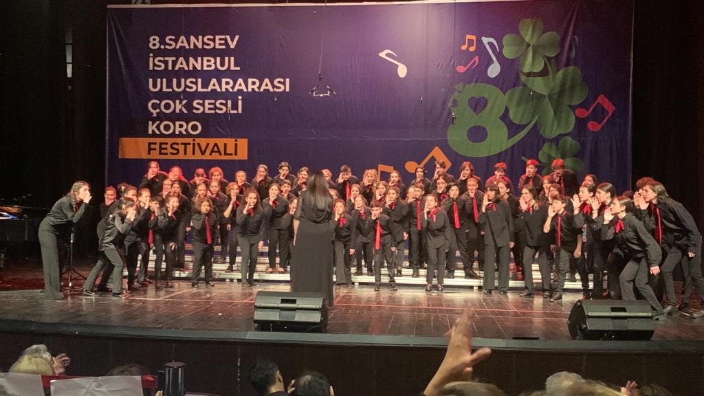 Çocuk Korosu 8. Sansev Uluslararası Koro Festivali’nden ödülle döndü