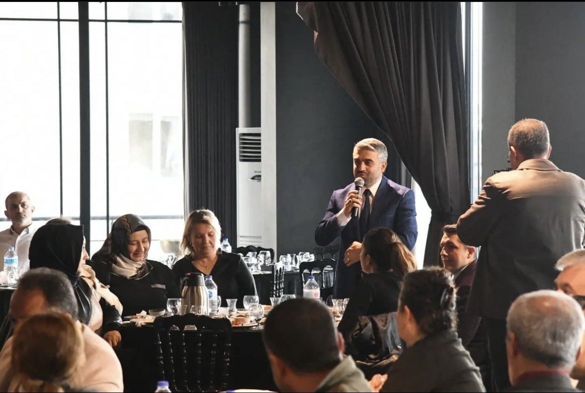 Başkan Özlü: "Gelecek neslimizi Türkiye Yüzyılı’na hazırlıyoruz"