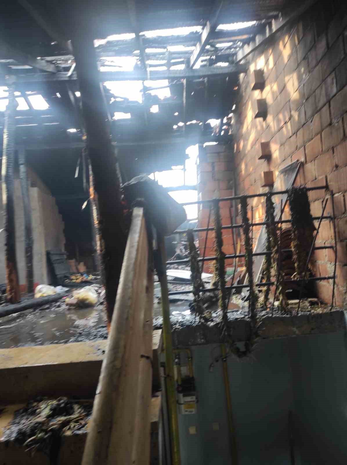 Bozüyük’te maddi hasarlı yangın