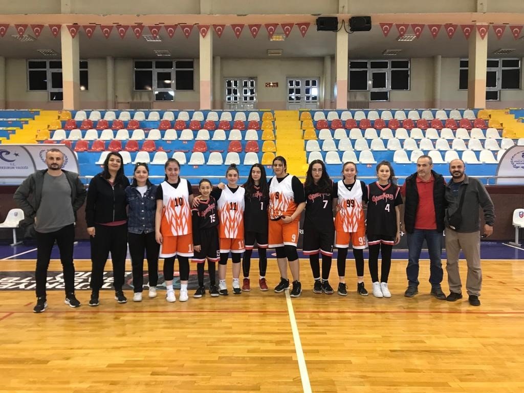 Yıldızlar basketbol bölge şampiyonası sona erdi