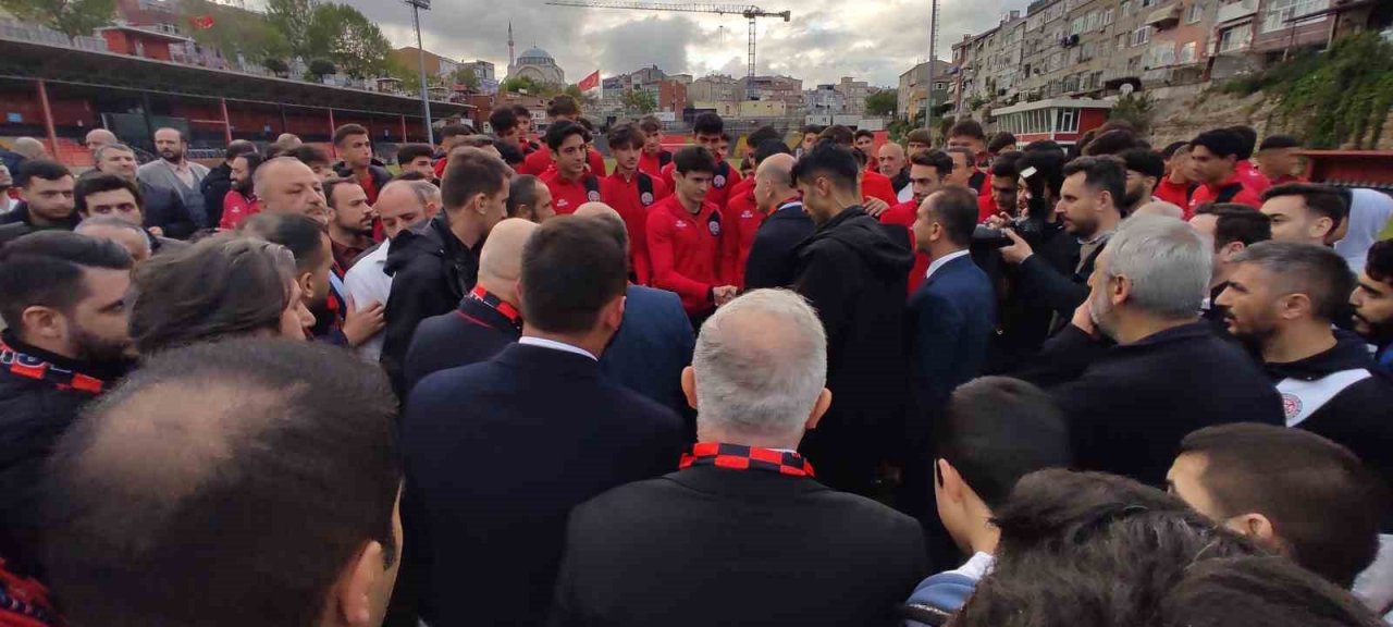 Bakan Kasapoğlu’ndan Karagümrük’e stat müjdesi