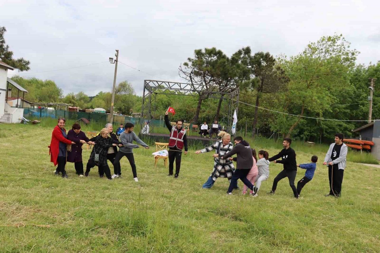 Engelli bireyler ve aileleri kampta ağırlandı