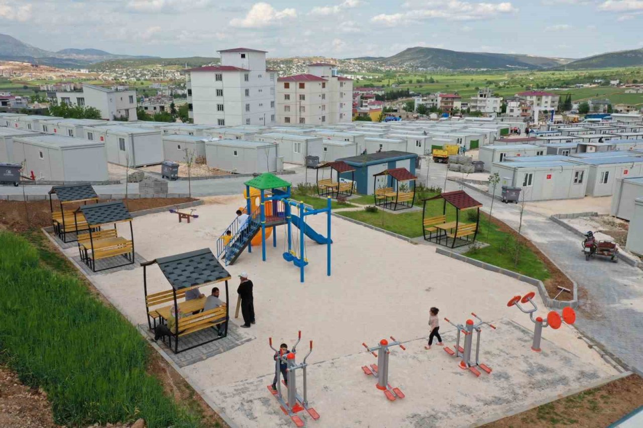 Bayrampaşa Belediyesi’nden 500 konutluk konteyner kent