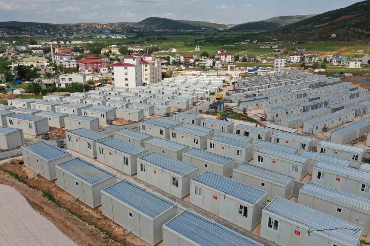 Bayrampaşa Belediyesi’nden 500 konutluk konteyner kent