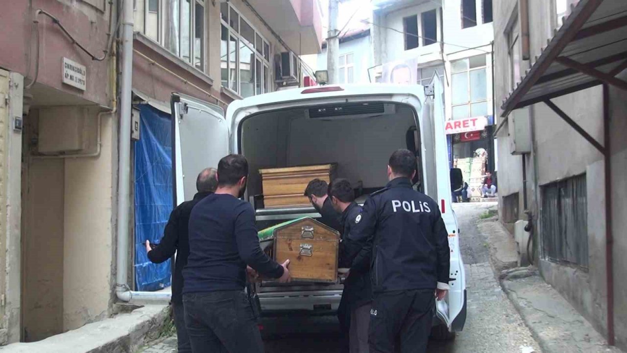 5 aylık Esmanur’un şüpheli ölümünün ardından gözaltına alınan anne adliyeye sevk edildi