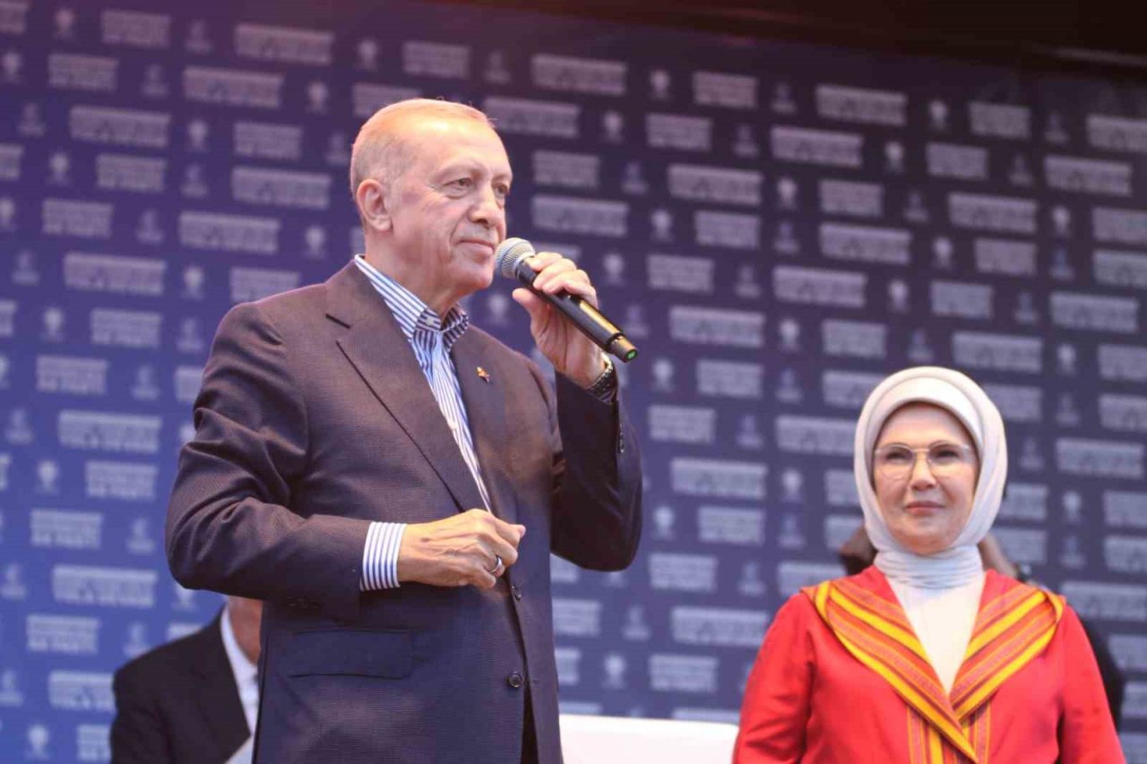 Mardin’de halka hitap eden Cumhurbaşkanı Erdoğan kentten ayrıldı