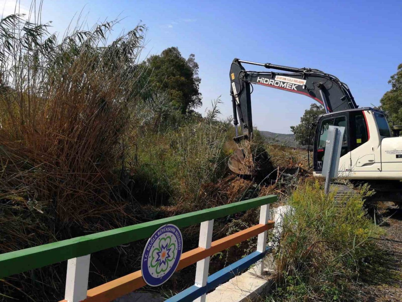 823 bin metre dere temizliği yapıldı