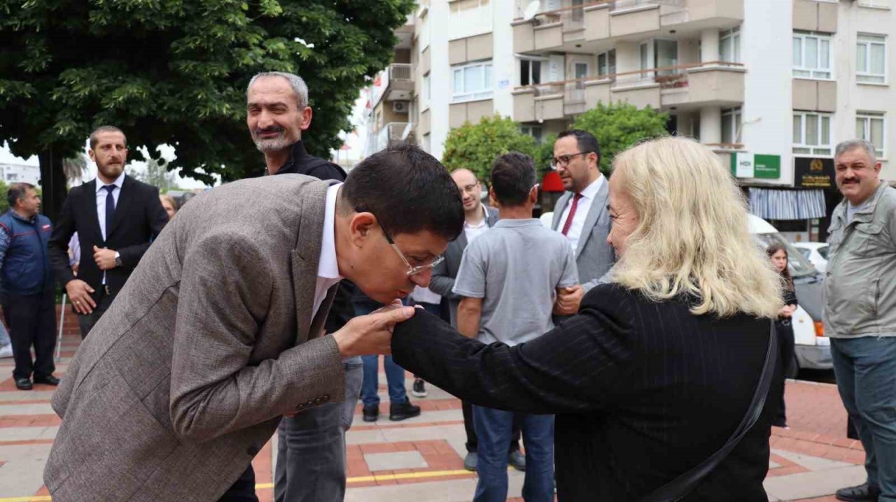 Başkan Özcan engellileri yalnız bırakmadı