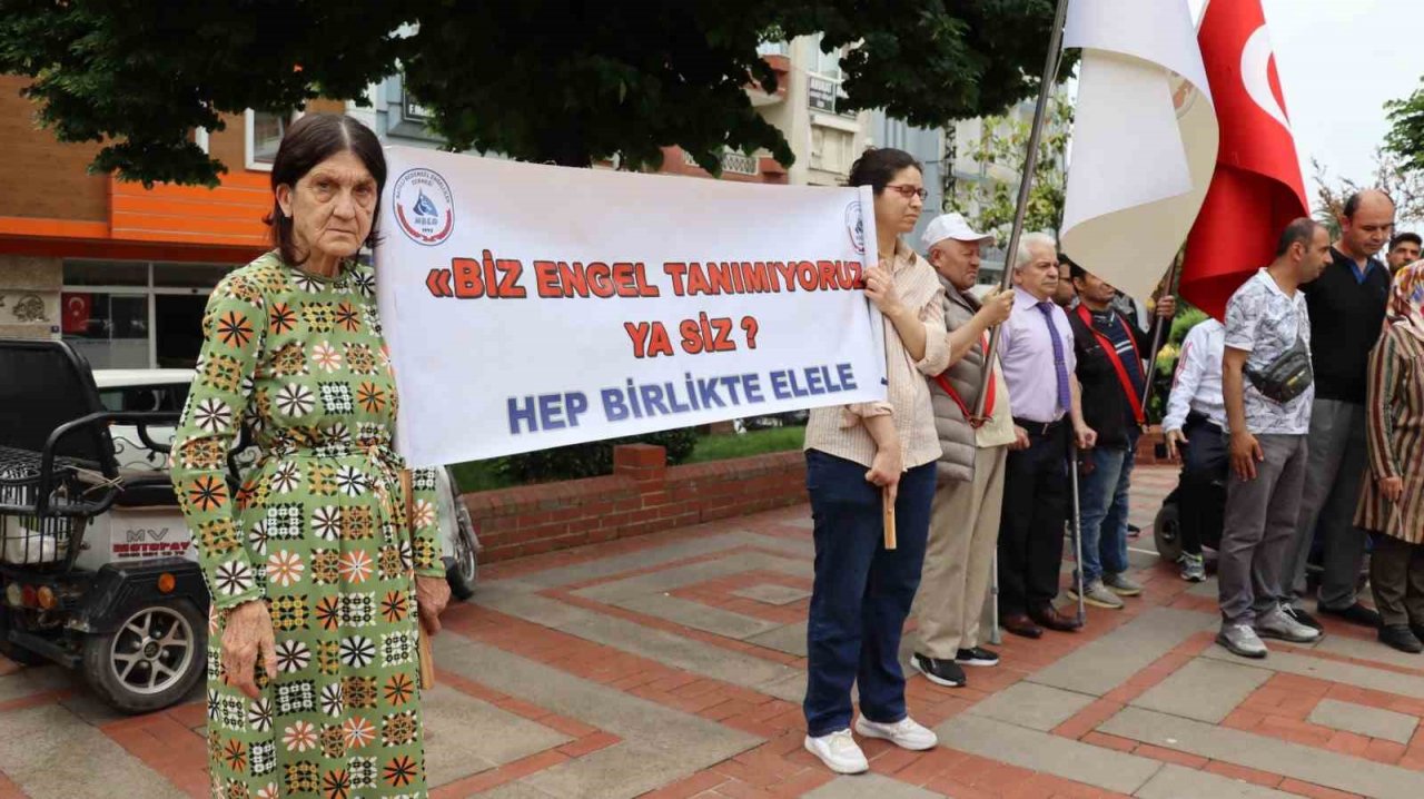 Başkan Özcan engellileri yalnız bırakmadı