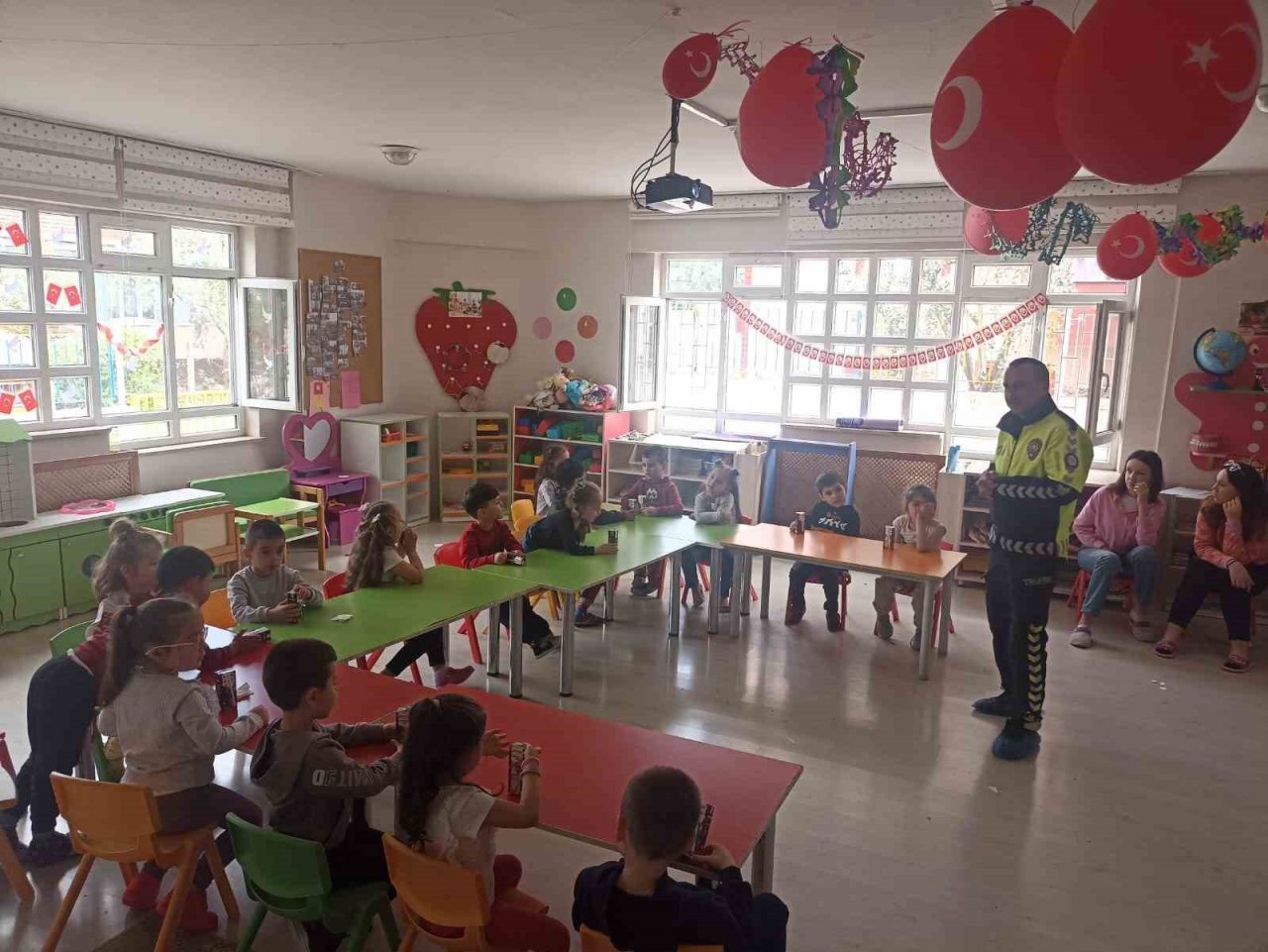 Osmaneli’nde minik öğrencilere trafik eğitimi verildi