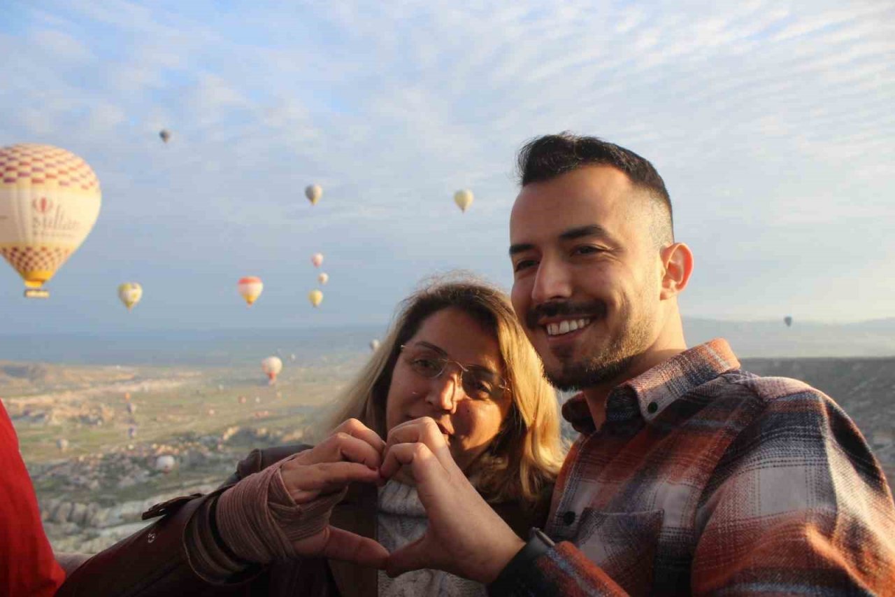 Olumsuz hava şartları, Kapadokya’da balon turlarını da etkiledi