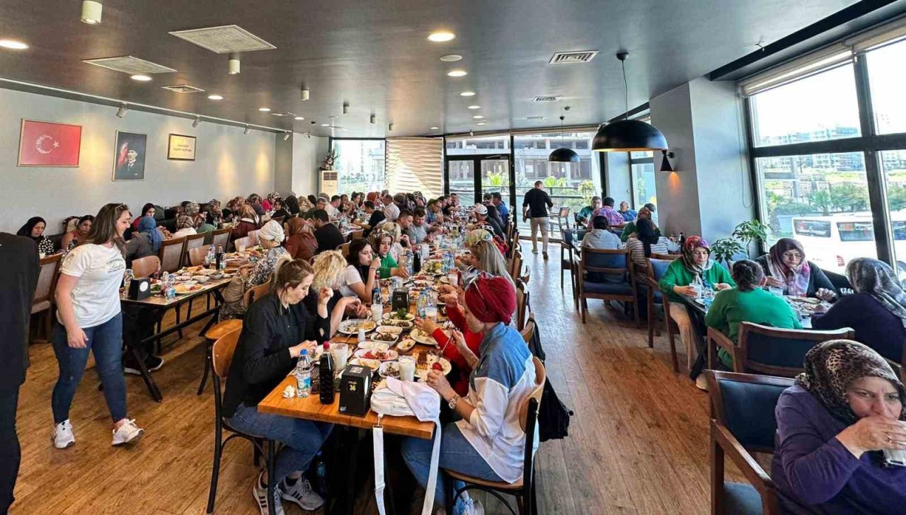 Adana’da büryana ilgi arttı