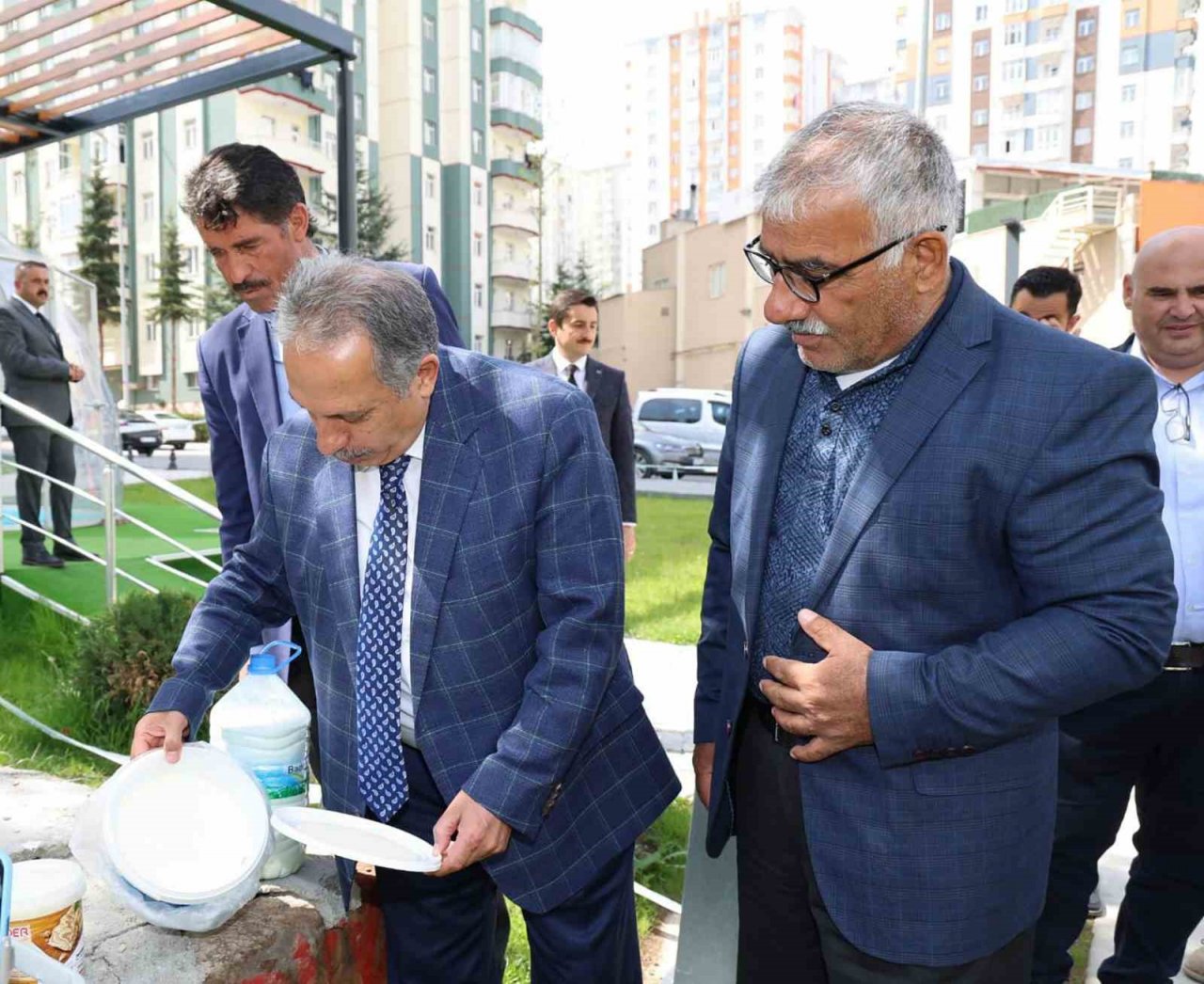 Başkan Yalçın’a ‘Çiftçiler Günü’ sürprizi