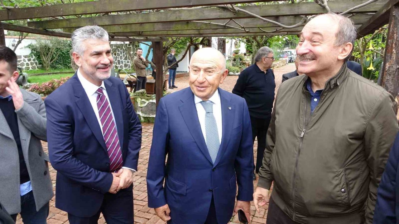 Nihat Özdemir: "Trabzonspor alnının akıyla şampiyonluğu kazandı"