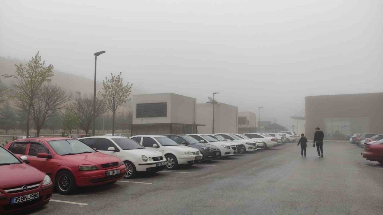 Yozgat’ta sis etkili oldu