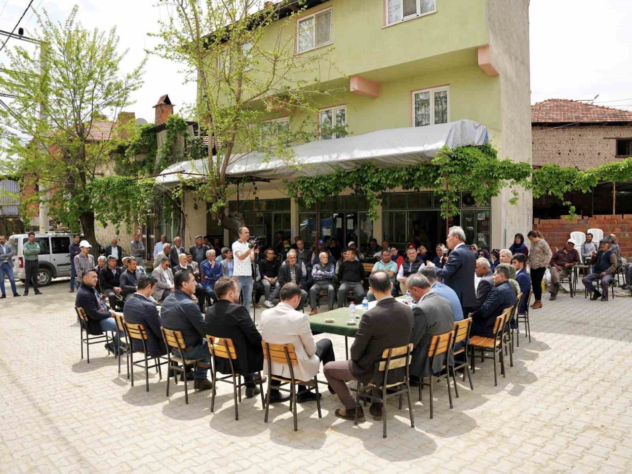 AK Partili Şahin Tin, Acıpayam’da devam eden projeleri yerinde inceledi, yeni müjdeler verdi