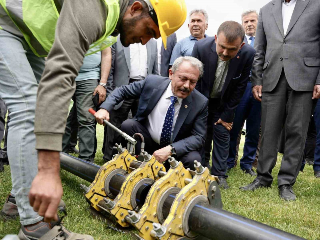 AK Partili Şahin Tin, Acıpayam’da devam eden projeleri yerinde inceledi, yeni müjdeler verdi