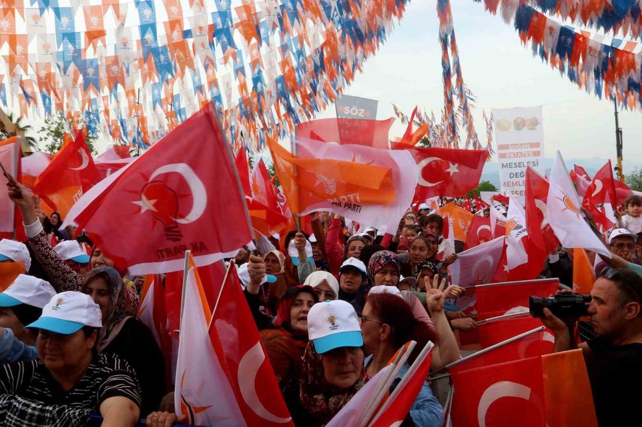AK Parti Genel Başkanvekili Yıldırım, "Bu seçim işgalcilerle, Türkiye’nin geleceği için uğraşanlar arasında geçecek"