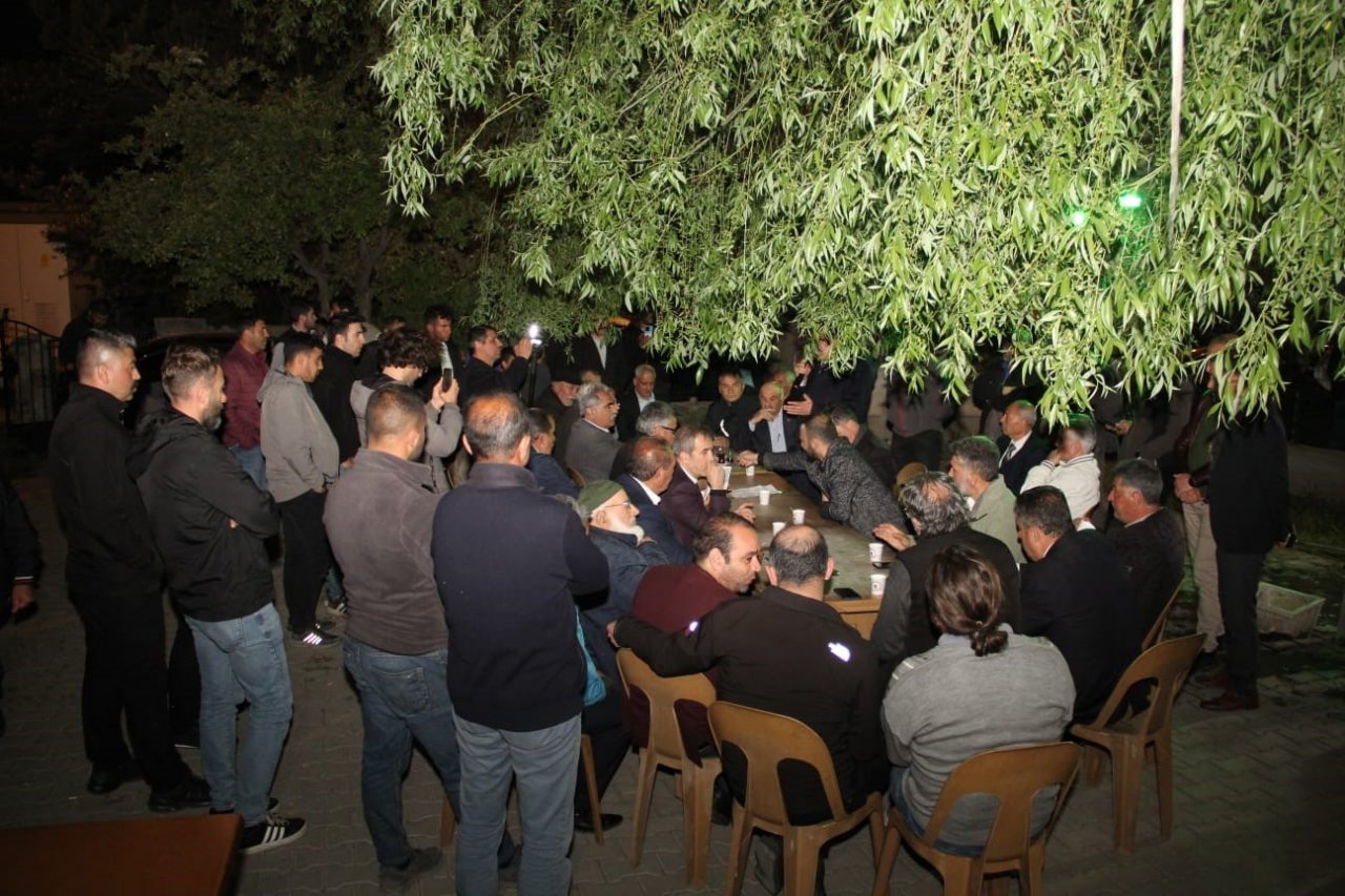 AK Parti milletvekilleri seçim çalışmalarına Köylerde devam ediyor
