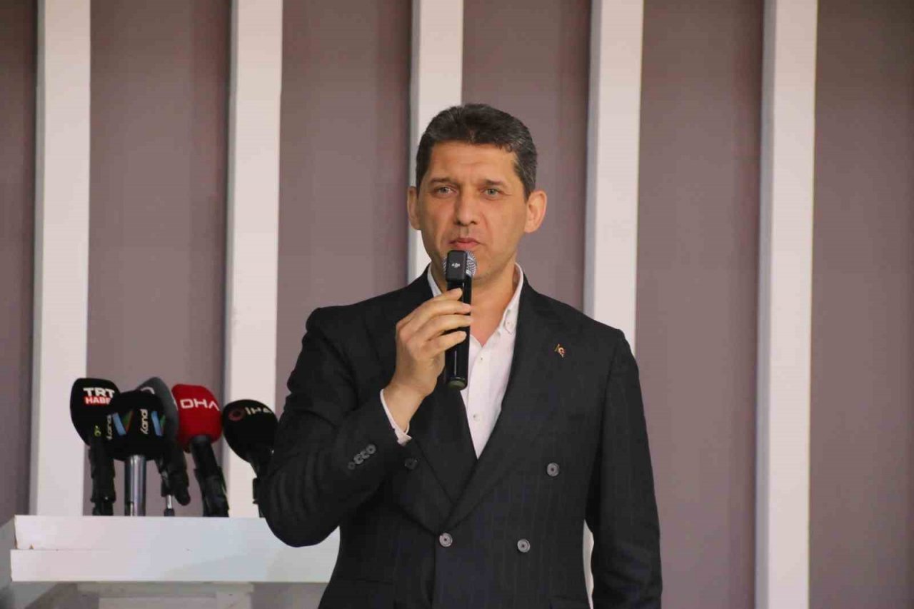 Bakan Çavuşoğlu’ndan Kılıçdaroğlu’na Rusya tepkisi: “Ülkenin çıkarlarına bu kadar mı körsünüz, yoksa ihanet içerisinde misiniz?”