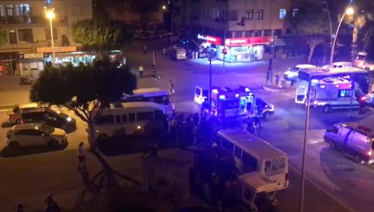 Elektrikli bisiklet devrildi: 2 yaralı