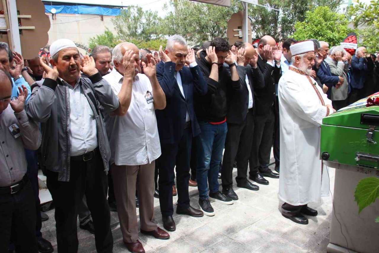 Efsane Başkan Saraç, son yolculuğuna uğurlandı