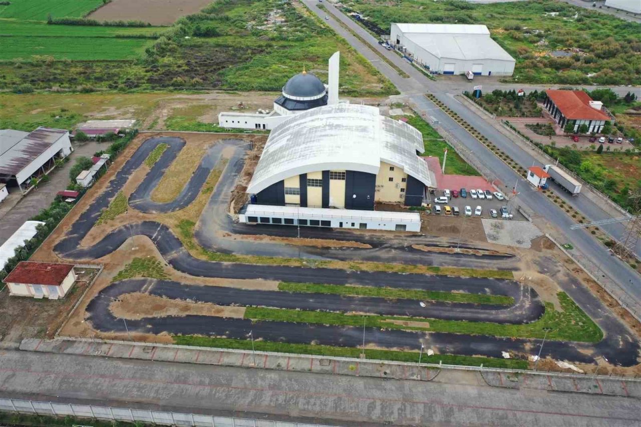 Aydın’ın en geniş çerçeveli karting pistinde sona gelindi