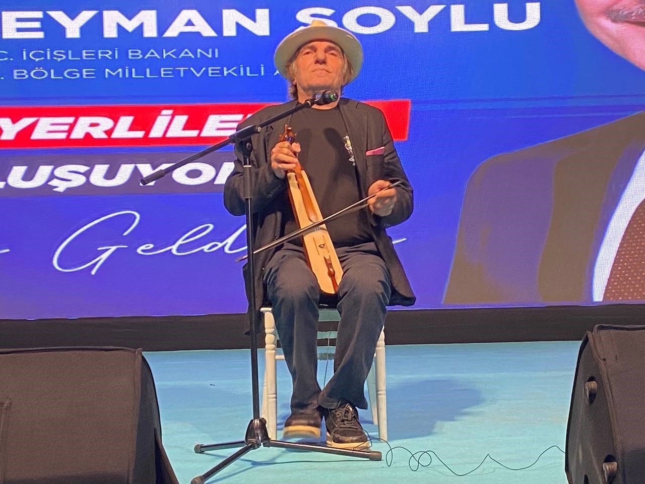 Bakan Soylu: "Tayyip Erdoğan gitsin diye tepiniyorlar. Erdoğan 14 Mayıs’tan sonra gelecek, biz de sizin üzerinizde tepineceğiz"