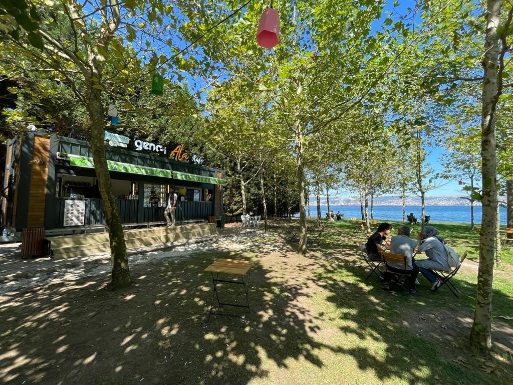 Âlâ Kafe’ye ilgi büyüyor