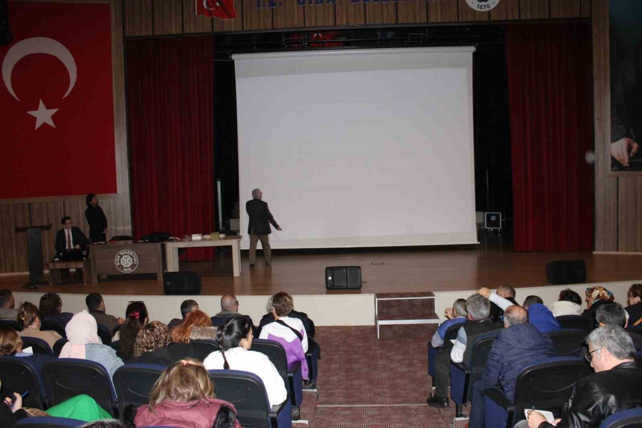 Biga’da sandık kurulu eğitim semineri düzenlendi