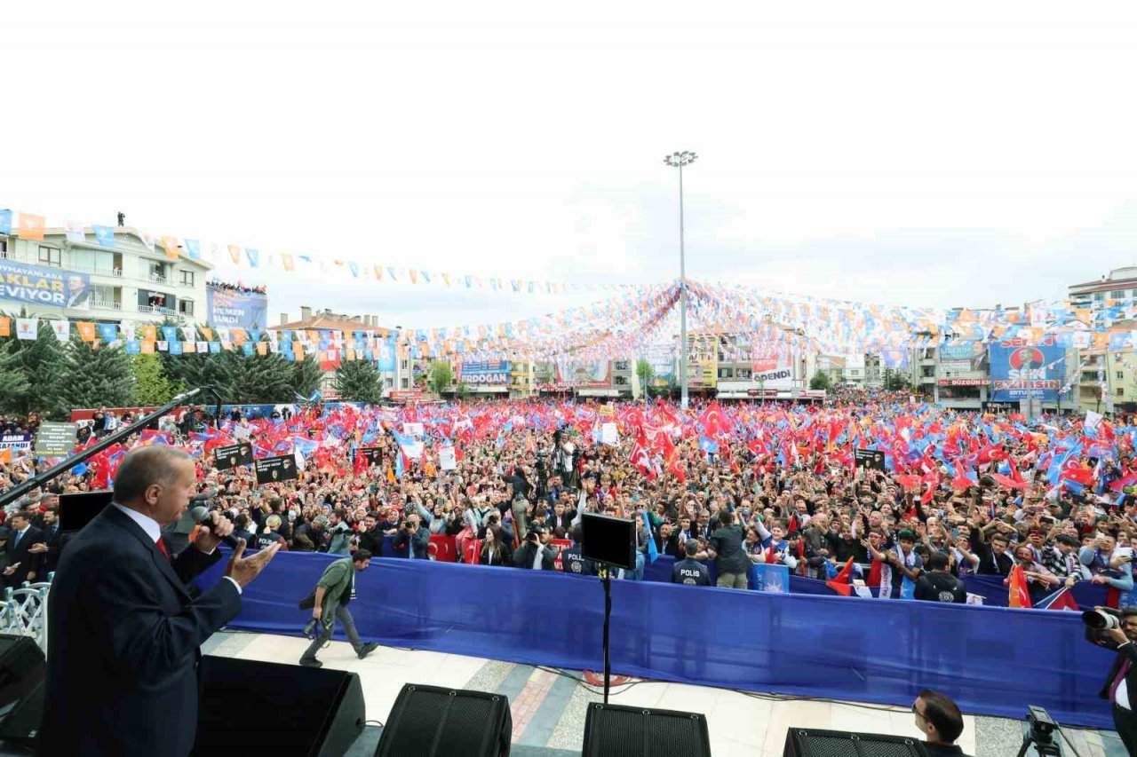 Cumhurbaşkanı Erdoğan: “Kuyubaşı Esenboğa Havalimanı, Yıldırım Beyazıt Üniversitesi metro hattı projesini yatırım programına aldık”